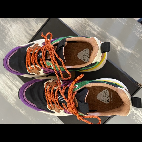 Flower mountain size 39 women’s shoes - Picture 3 of 3